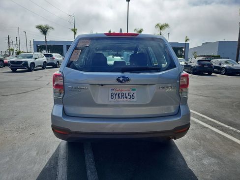 Used 2017 Subaru Forester 2.5i AWD/4WD image 13
