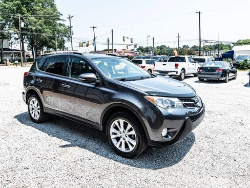 Used 2014 Toyota RAV4 Limited w/ Technology Package AWD/4WD image 13