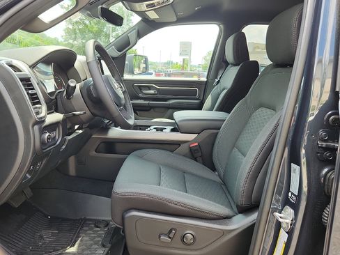 New 2026 RAM 1500 Big Horn AWD/4WD image 11