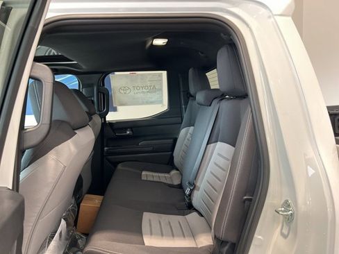 New 2025 Toyota Tacoma TRD Off-Road image 17