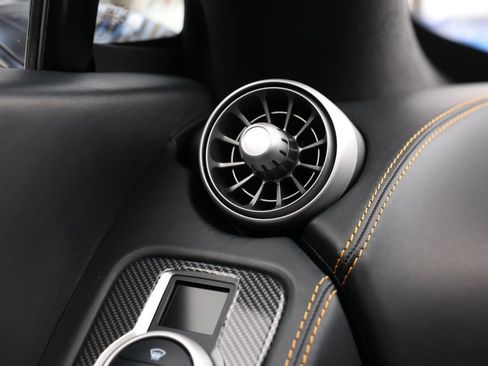 Used 2013 McLaren MP4-12C Spider image 17