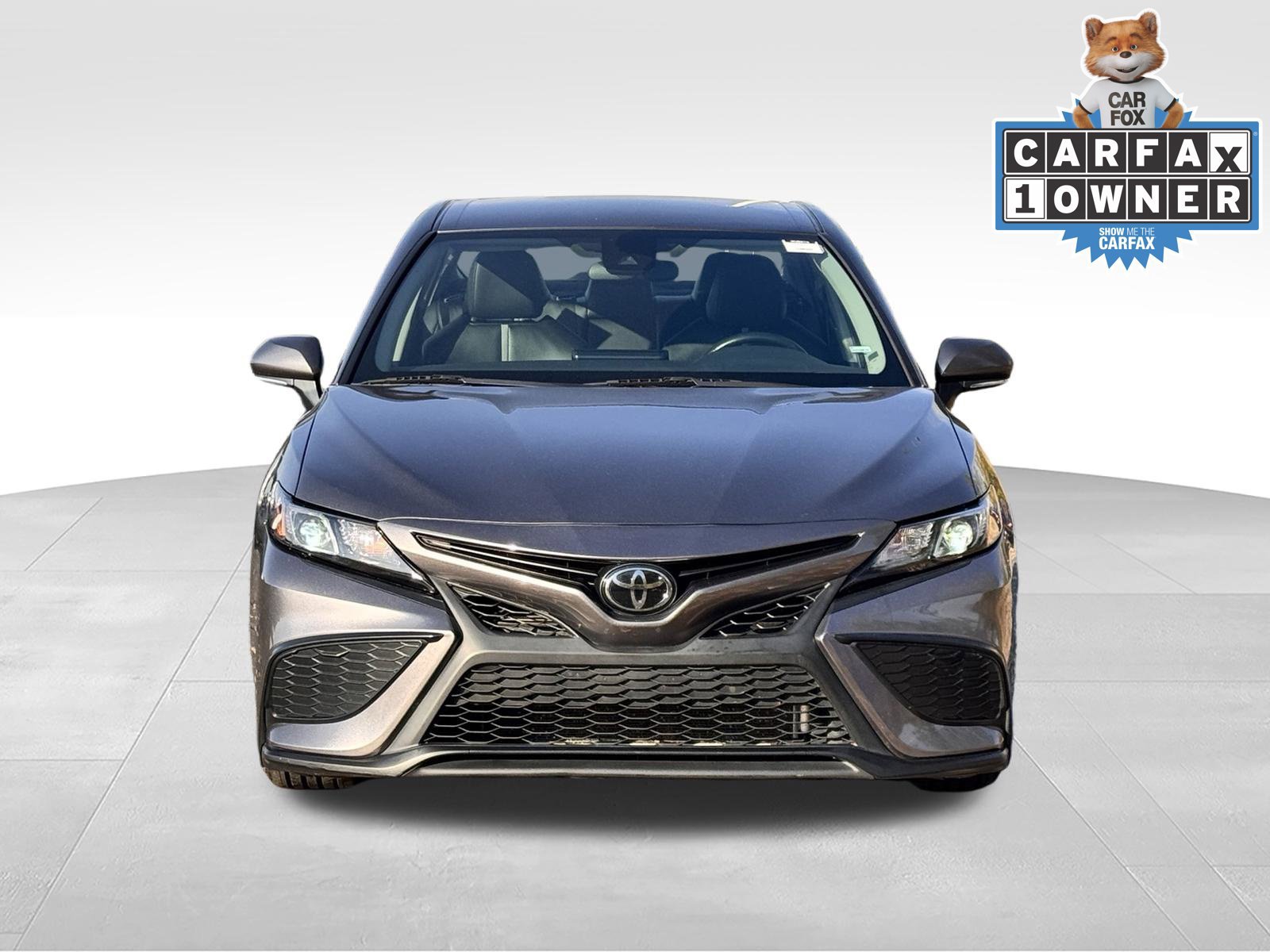 Used 2024 Toyota Camry SE FWD image 11
