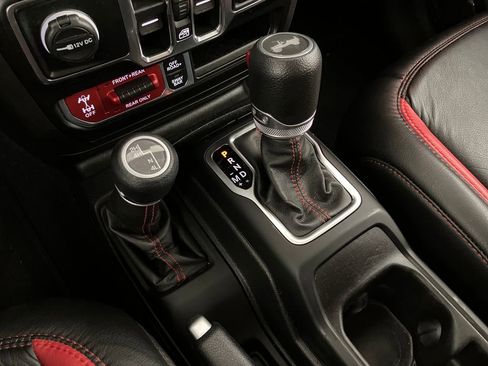 Used 2021 Jeep Wrangler Unlimited Rubicon image 27