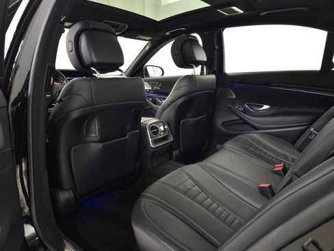 Used 2014 Mercedes-Benz S 550 Sedan w/ Sport Package Plus One image 32