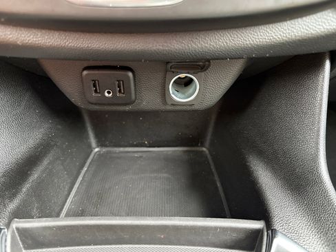 Used 2023 Chevrolet Traverse LS w/ Safety Package image 18