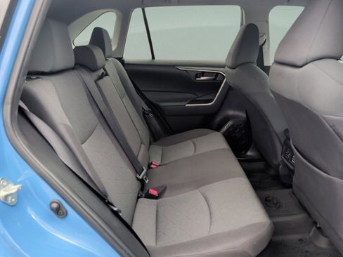 Used 2023 Toyota RAV4 AWD Hybrid image 40