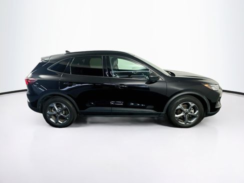 Used 2025 Ford Escape ST-Line FWD image 10