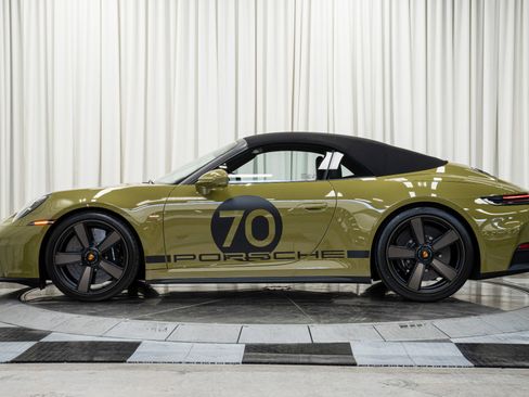 Used 2026 Porsche 911 GTS image 59