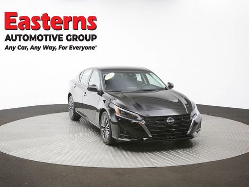 Used 2023 Nissan Altima 2.5 SV FWD image 50