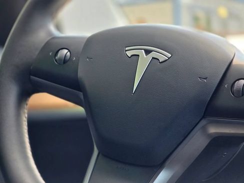 Used 2021 Tesla Model 3 Long Range AWD/4WD image 19