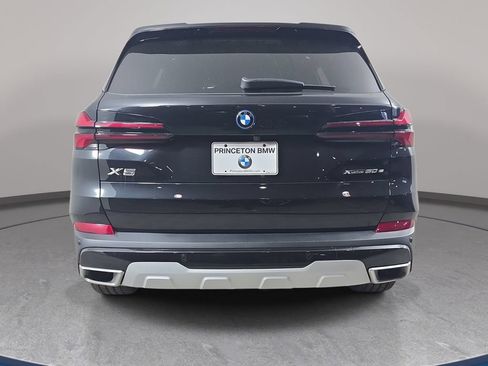 Certified 2024 BMW X5 xDrive50e w/ Premium Package AWD/4WD image 6