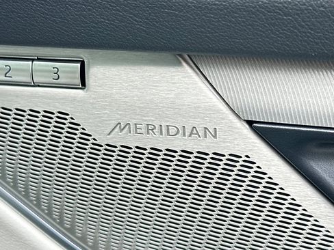 Used 2025 Jaguar F-PACE R-Dynamic S image 20