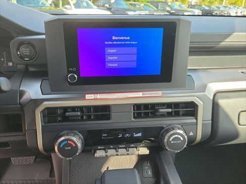 Certified 2026 Toyota Tacoma SR5 AWD/4WD image 24