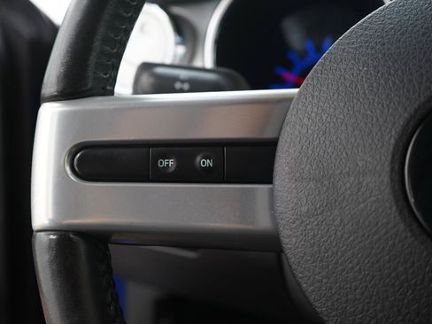 Used 2005 Ford Mustang GT Premium RWD image 22