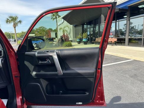 Used 2022 Toyota 4Runner TRD Sport image 39