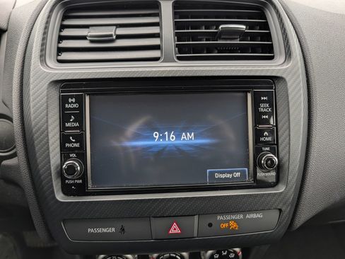 Used 2025 Mitsubishi Outlander Sport ES image 22