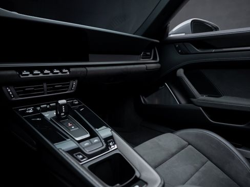 Used 2025 Porsche 911 Targa 4 GTS image 44