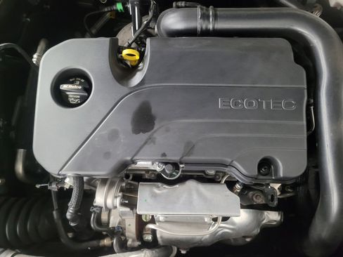 Used 2025 Chevrolet Malibu LT FWD image 30