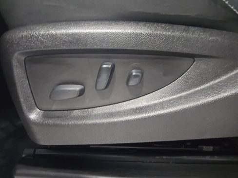 Used 2019 Chevrolet Silverado 2500 LTZ w/ Duramax Plus Package image 20