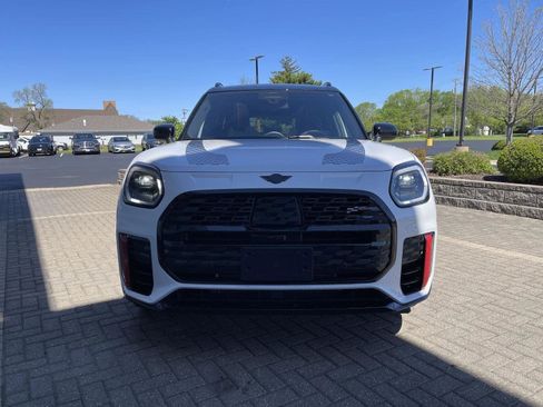 Used 2025 MINI Cooper Countryman John Cooper Works w/ Comfort Package Max image 8