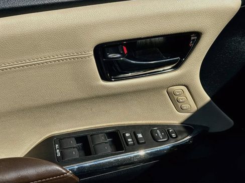 Used 2017 Toyota Avalon XLE Premium w/ Carpet Mat Package FWD image 17