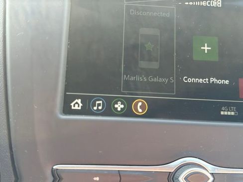 Used 2019 Chevrolet Equinox LT w/ Driver Convenience Package image 25