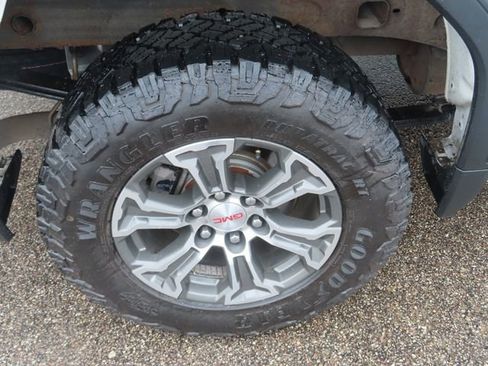 Used 2020 GMC Sierra 1500 4x4 Double Cab w/ Sierra Value Package image 15
