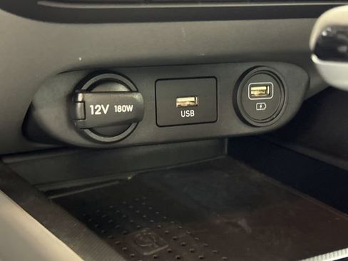 Used 2023 Hyundai Elantra SEL w/ Convenience Package FWD image 38