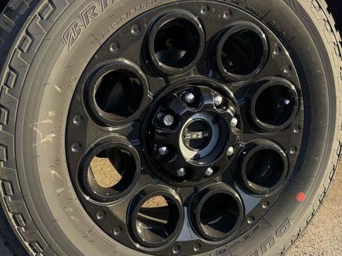 New 2026 Ford F350 Lariat w/ Black Appearance Package image 9