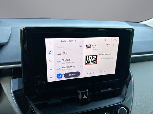 Used 2023 Toyota Corolla LE FWD image 21