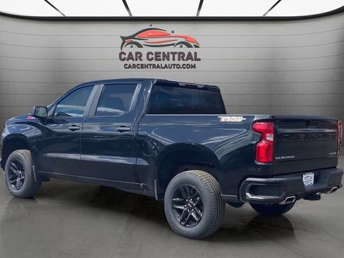 Used 2021 Chevrolet Silverado 1500 Custom Trail Boss image 4