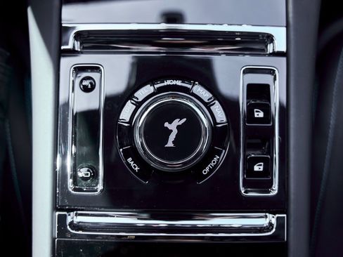 Used 2025 Rolls-Royce Spectre w/ Leather Finishing Pack image 62