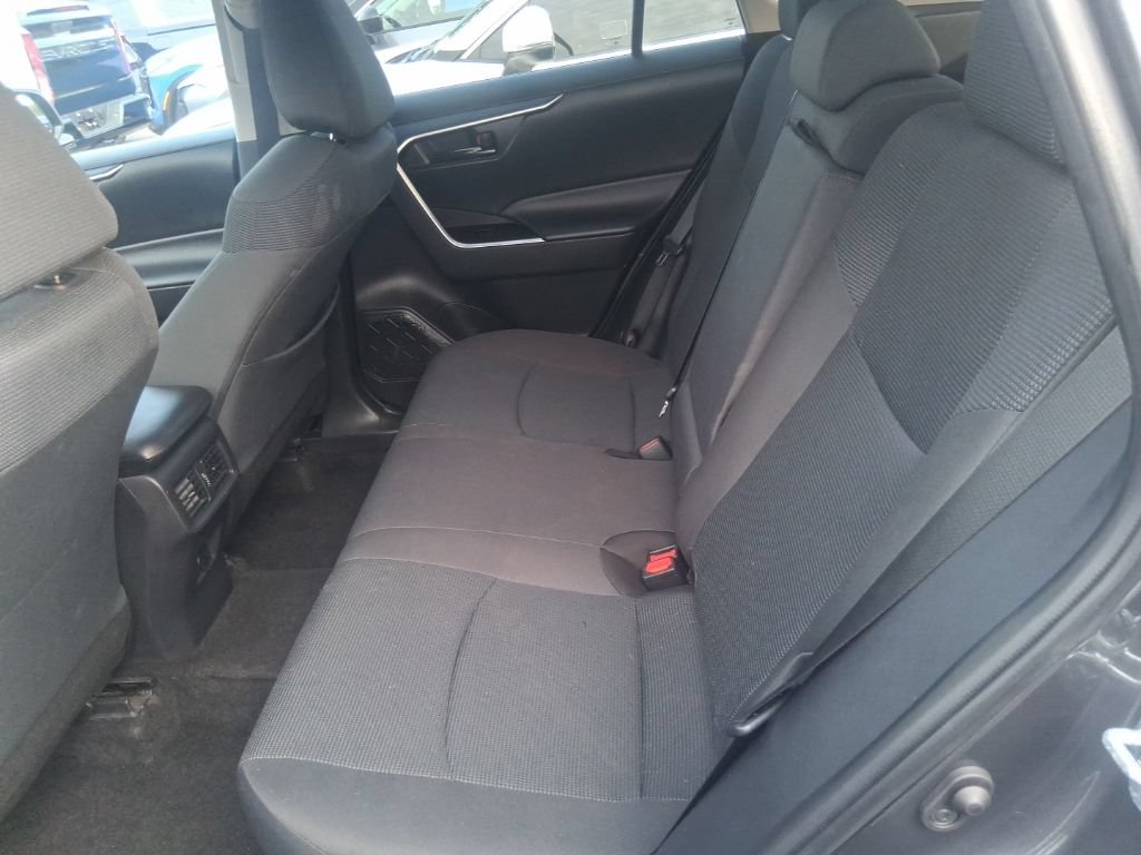 Used 2024 Toyota RAV4 LE AWD/4WD image 14