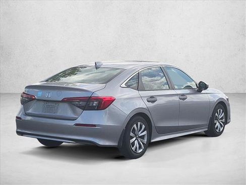 Used 2022 Honda Civic LX image 5