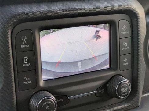 Used 2019 Jeep Wrangler Unlimited Sport image 13