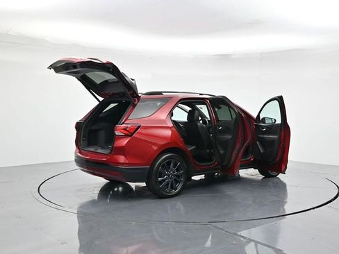 Used 2024 Chevrolet Equinox RS image 48