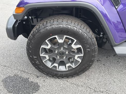 New 2026 Jeep Wrangler Unlimited Sahara AWD/4WD image 13