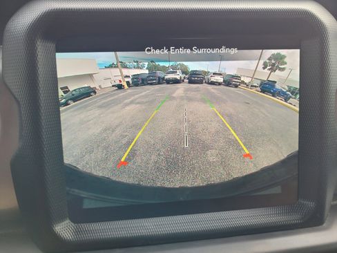 Used 2022 Jeep Wrangler Unlimited Sahara image 25