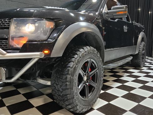 Used 2010 Ford F150 Raptor image 18