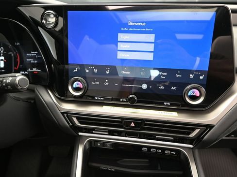 New 2026 Lexus TX 350 AWD image 32