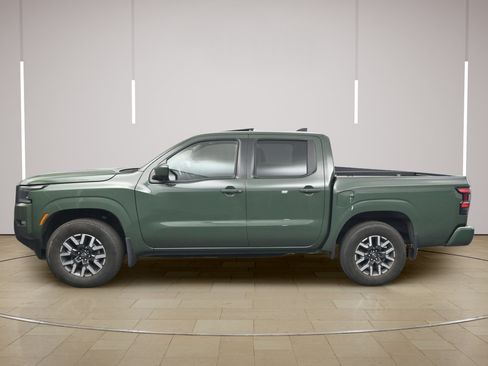 Certified 2024 Nissan Frontier SL w/ Technology Package AWD/4WD image 4