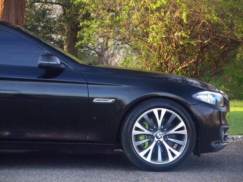 Used 2016 BMW 535i xDrive Sedan w/ Driver Assistance Package image 26