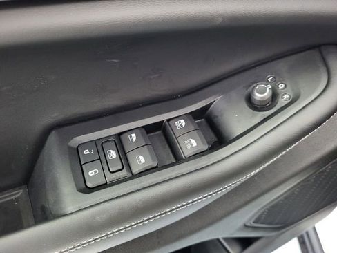 New 2025 Jeep Grand Cherokee L Limited image 21