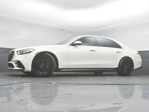 Used 2022 Mercedes-Benz S 500 4MATIC image 32