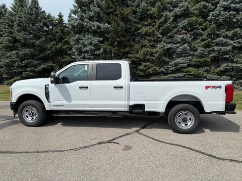 New 2025 Ford F350 XL w/ FX4 Off-Road Package image 8