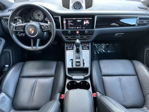 Used 2025 Porsche Macan S image 6