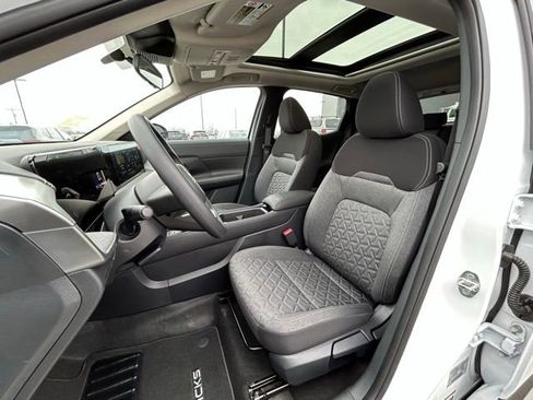 New 2026 Nissan Kicks SV w/ SV Premium Package AWD/4WD image 26