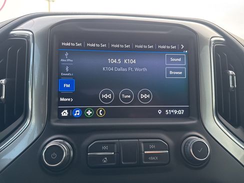 Used 2021 Chevrolet Silverado 1500 LT image 30