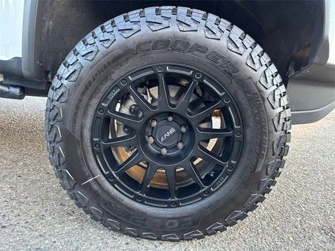 Used 2021 Chevrolet Colorado ZR2 image 24