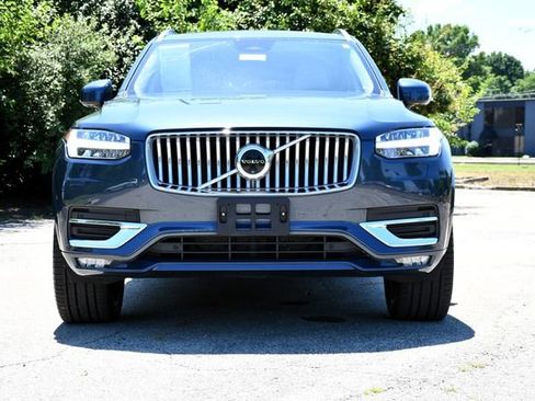 Used 2024 Volvo XC90 B6 Plus w/ Protection Package Premier AWD/4WD image 2